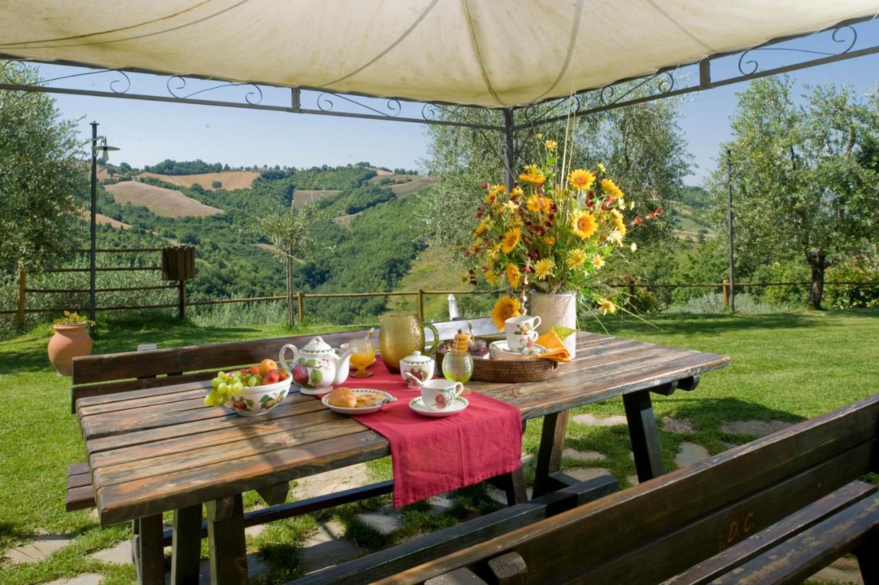 Agriturismo Le Dolci Colline Valfabbrica Buitenkant foto