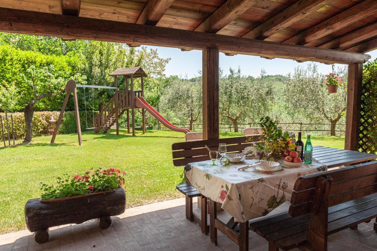 Agriturismo Le Dolci Colline Valfabbrica Buitenkant foto