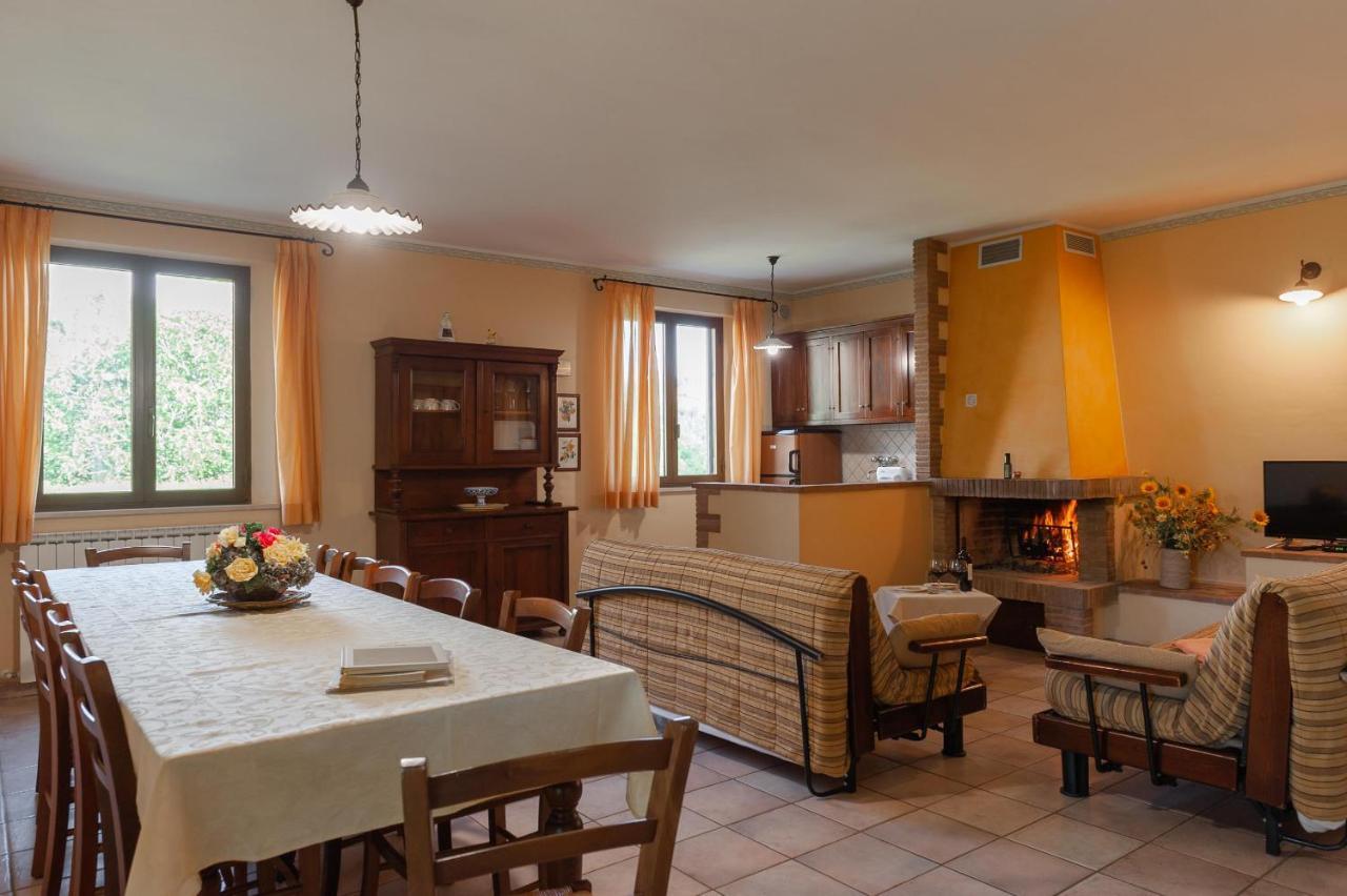 Agriturismo Le Dolci Colline Valfabbrica Buitenkant foto