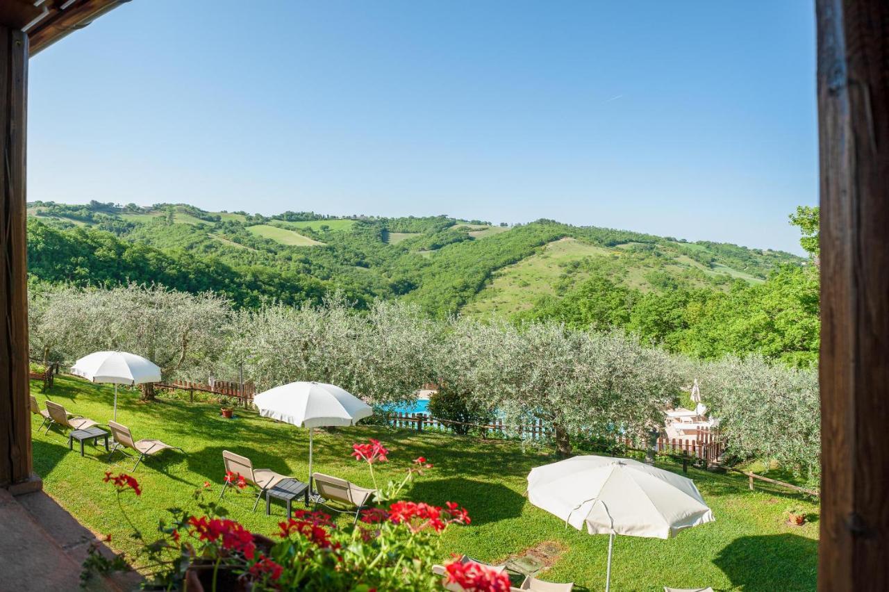 Agriturismo Le Dolci Colline Valfabbrica Buitenkant foto