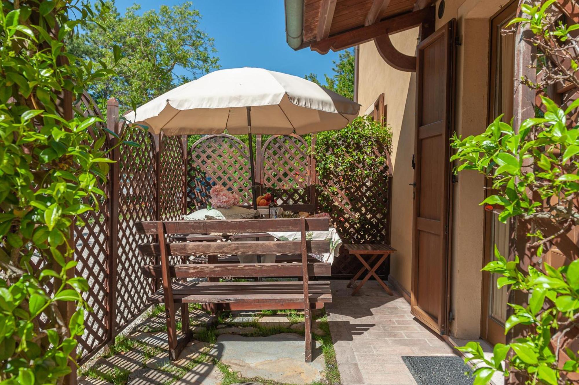 Agriturismo Le Dolci Colline Valfabbrica Buitenkant foto